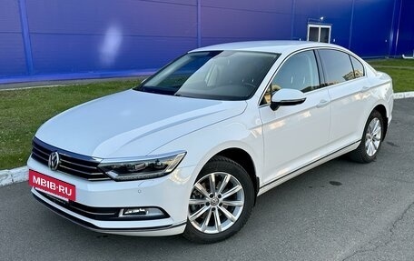 Volkswagen Passat B8 рестайлинг, 2015 год, 2 285 000 рублей, 4 фотография