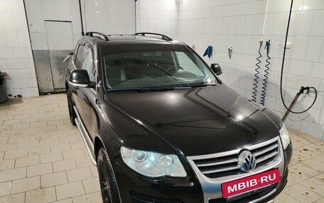 Volkswagen Touareg III, 2010 год, 1 260 000 рублей, 10 фотография