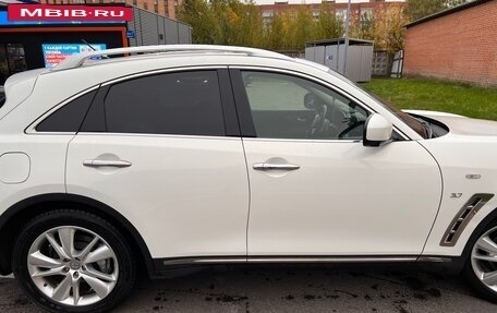 Infiniti QX70, 2013 год, 2 500 000 рублей, 7 фотография