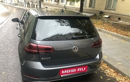 Volkswagen Golf VII, 2018 год, 2 750 000 рублей, 2 фотография