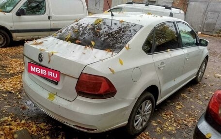 Volkswagen Polo VI (EU Market), 2016 год, 400 000 рублей, 2 фотография