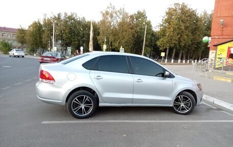 Volkswagen Polo VI (EU Market), 2014 год, 950 000 рублей, 4 фотография