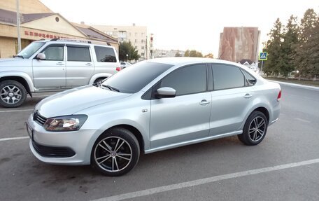 Volkswagen Polo VI (EU Market), 2014 год, 950 000 рублей, 3 фотография