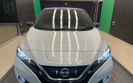 Nissan Leaf II, 2017 год, 1 790 000 рублей, 2 фотография