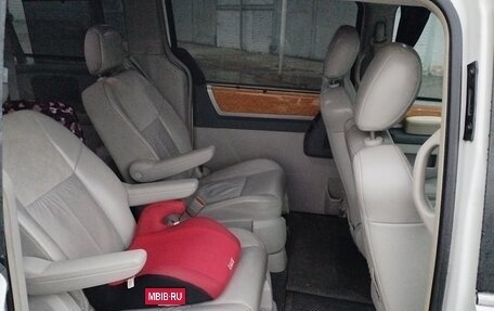 Chrysler Town & Country V рестайлинг, 2007 год, 1 480 000 рублей, 12 фотография