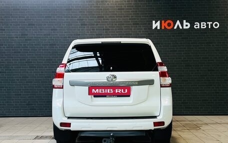 Toyota Land Cruiser Prado 150 рестайлинг 2, 2015 год, 3 570 000 рублей, 3 фотография