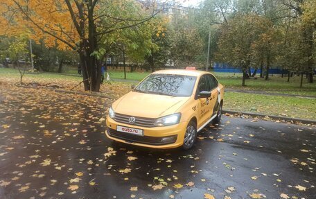 Volkswagen Polo VI (EU Market), 2019 год, 685 000 рублей, 3 фотография