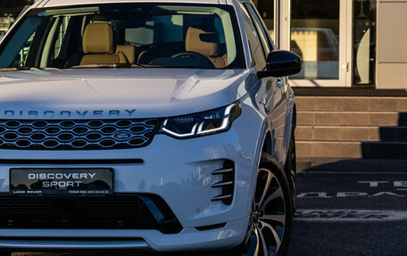 Land Rover Discovery Sport I рестайлинг, 2024 год, 7 689 000 рублей, 9 фотография