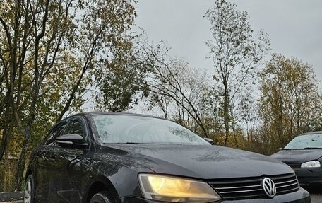 Volkswagen Jetta VI, 2012 год, 850 000 рублей, 1 фотография