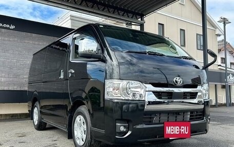 Toyota HiAce H200, 2023 год, 5 035 000 рублей, 3 фотография