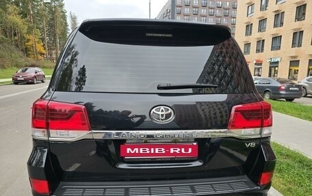 Toyota Land Cruiser 200, 2017 год, 7 500 000 рублей, 2 фотография