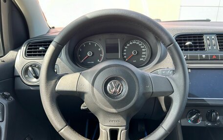 Volkswagen Polo VI (EU Market), 2012 год, 950 000 рублей, 14 фотография