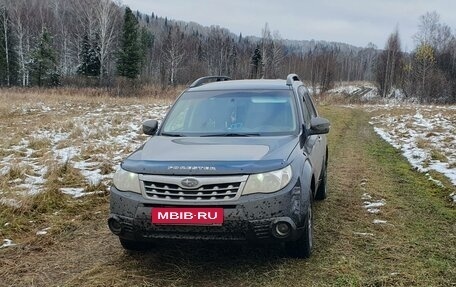 Subaru Forester, 2012 год, 1 250 000 рублей, 2 фотография