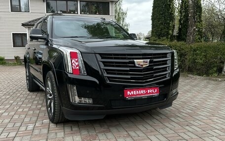 Cadillac Escalade IV, 2019 год, 6 700 000 рублей, 1 фотография