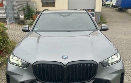 BMW X5, 2024 год, 9 000 000 рублей, 1 фотография