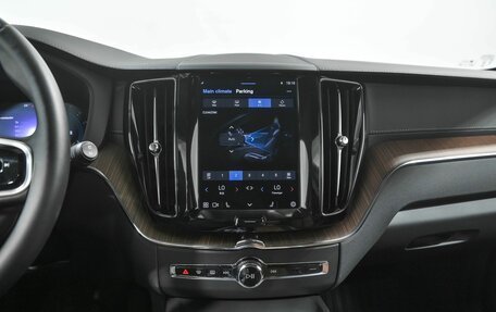 Volvo XC60 II, 2023 год, 5 460 000 рублей, 13 фотография