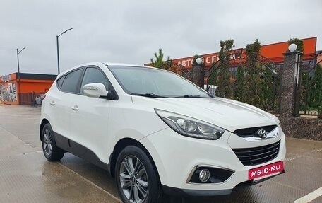 Hyundai ix35 I рестайлинг, 2014 год, 1 630 000 рублей, 2 фотография