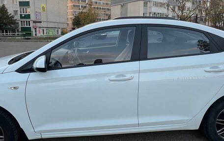 Hyundai Solaris II рестайлинг, 2020 год, 1 790 000 рублей, 4 фотография