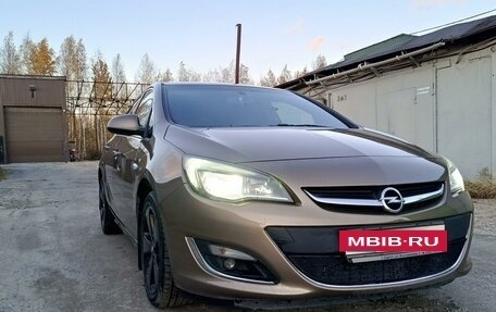 Opel Astra J, 2012 год, 1 100 000 рублей, 14 фотография