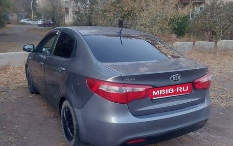 KIA Rio III рестайлинг, 2014 год, 850 000 рублей, 3 фотография