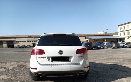 Volkswagen Touareg III, 2012 год, 2 395 000 рублей, 7 фотография