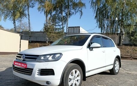 Volkswagen Touareg III, 2012 год, 2 395 000 рублей, 10 фотография