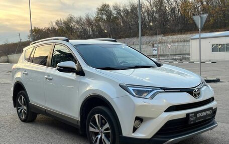 Toyota RAV4, 2018 год, 2 595 000 рублей, 3 фотография