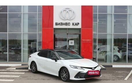 Toyota Camry, 2021 год, 3 745 000 рублей, 3 фотография