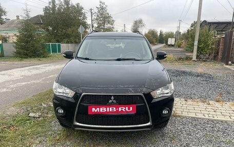 Mitsubishi Outlander III рестайлинг 3, 2011 год, 1 450 000 рублей, 8 фотография