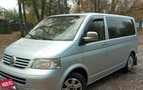 Volkswagen Caravelle T5, 2005 год, 1 150 000 рублей, 5 фотография