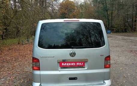 Volkswagen Caravelle T5, 2005 год, 1 150 000 рублей, 14 фотография