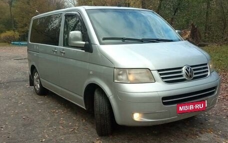 Volkswagen Caravelle T5, 2005 год, 1 150 000 рублей, 6 фотография