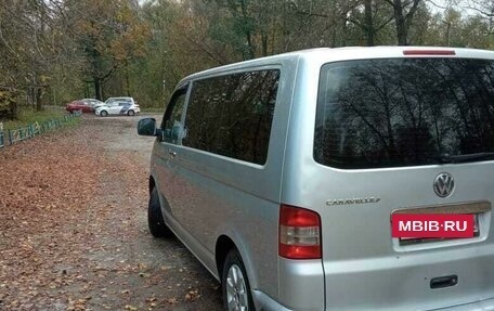 Volkswagen Caravelle T5, 2005 год, 1 150 000 рублей, 13 фотография