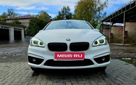 BMW 2 серия Grand Tourer F46 рестайлинг, 2017 год, 2 580 000 рублей, 2 фотография