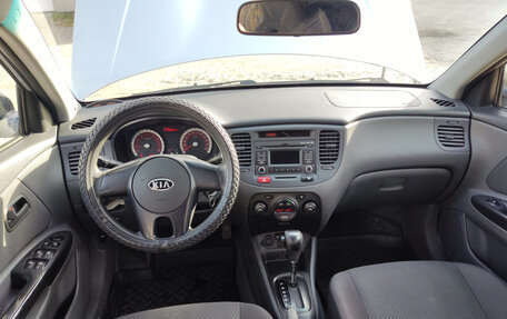 KIA Rio II, 2010 год, 650 000 рублей, 9 фотография