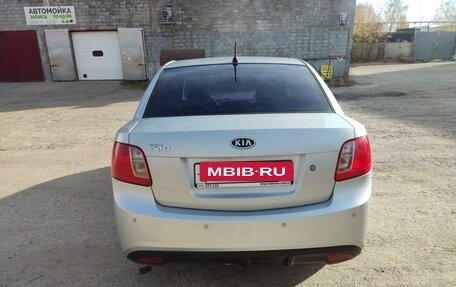 KIA Rio II, 2010 год, 650 000 рублей, 5 фотография