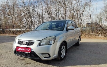 KIA Rio II, 2010 год, 650 000 рублей, 2 фотография