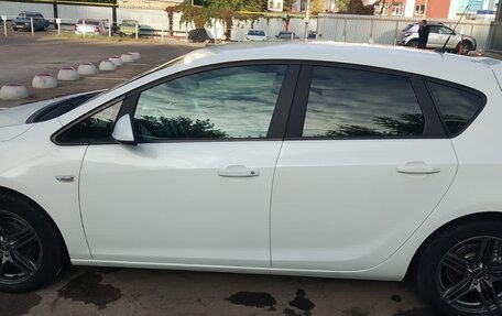 Opel Astra J, 2012 год, 950 000 рублей, 3 фотография