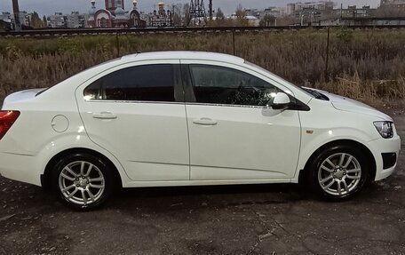 Chevrolet Aveo III, 2014 год, 830 000 рублей, 5 фотография