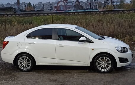 Chevrolet Aveo III, 2014 год, 830 000 рублей, 7 фотография