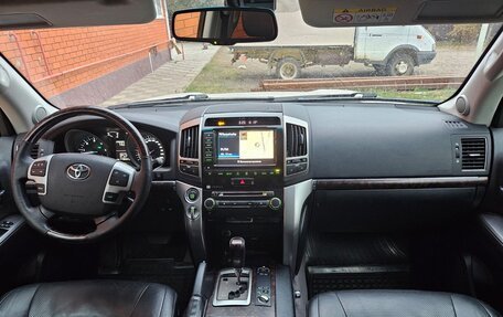 Toyota Land Cruiser 200, 2013 год, 3 998 000 рублей, 17 фотография