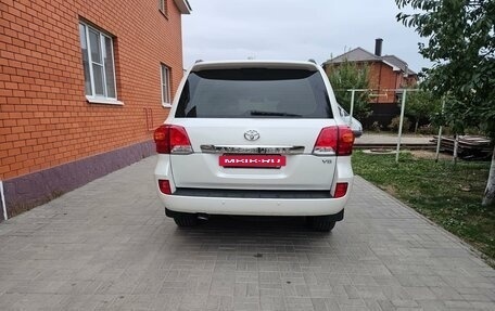 Toyota Land Cruiser 200, 2013 год, 3 998 000 рублей, 8 фотография