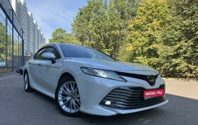 Toyota Camry, 2019 год, 3 100 000 рублей, 1 фотография