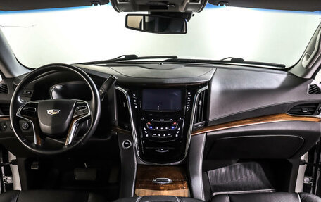 Cadillac Escalade IV, 2016 год, 4 849 000 рублей, 15 фотография