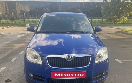 Skoda Fabia II, 2010 год, 700 000 рублей, 1 фотография