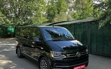 Volkswagen Caravelle T6 рестайлинг, 2018 год, 6 800 000 рублей, 1 фотография