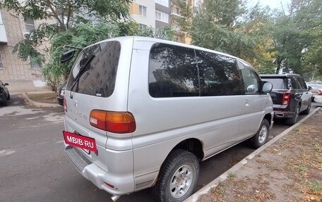 Mitsubishi Delica IV, 2004 год, 550 000 рублей, 3 фотография