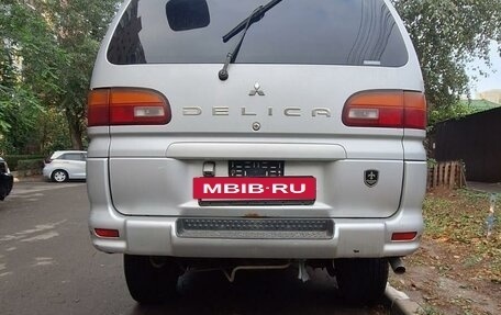 Mitsubishi Delica IV, 2004 год, 550 000 рублей, 4 фотография