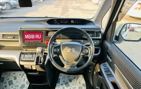 Honda Stepwgn IV, 2016 год, 2 449 000 рублей, 18 фотография