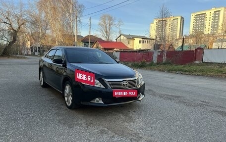 Toyota Camry, 2012 год, 2 200 000 рублей, 4 фотография